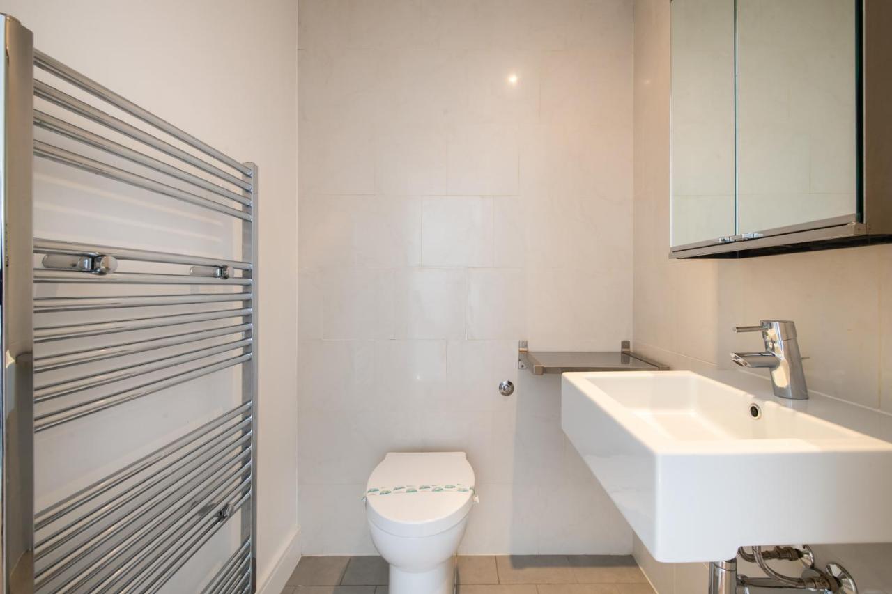 2 Bed Flat In Clapham Common Apartment ลอนดอน ภายนอก รูปภาพ